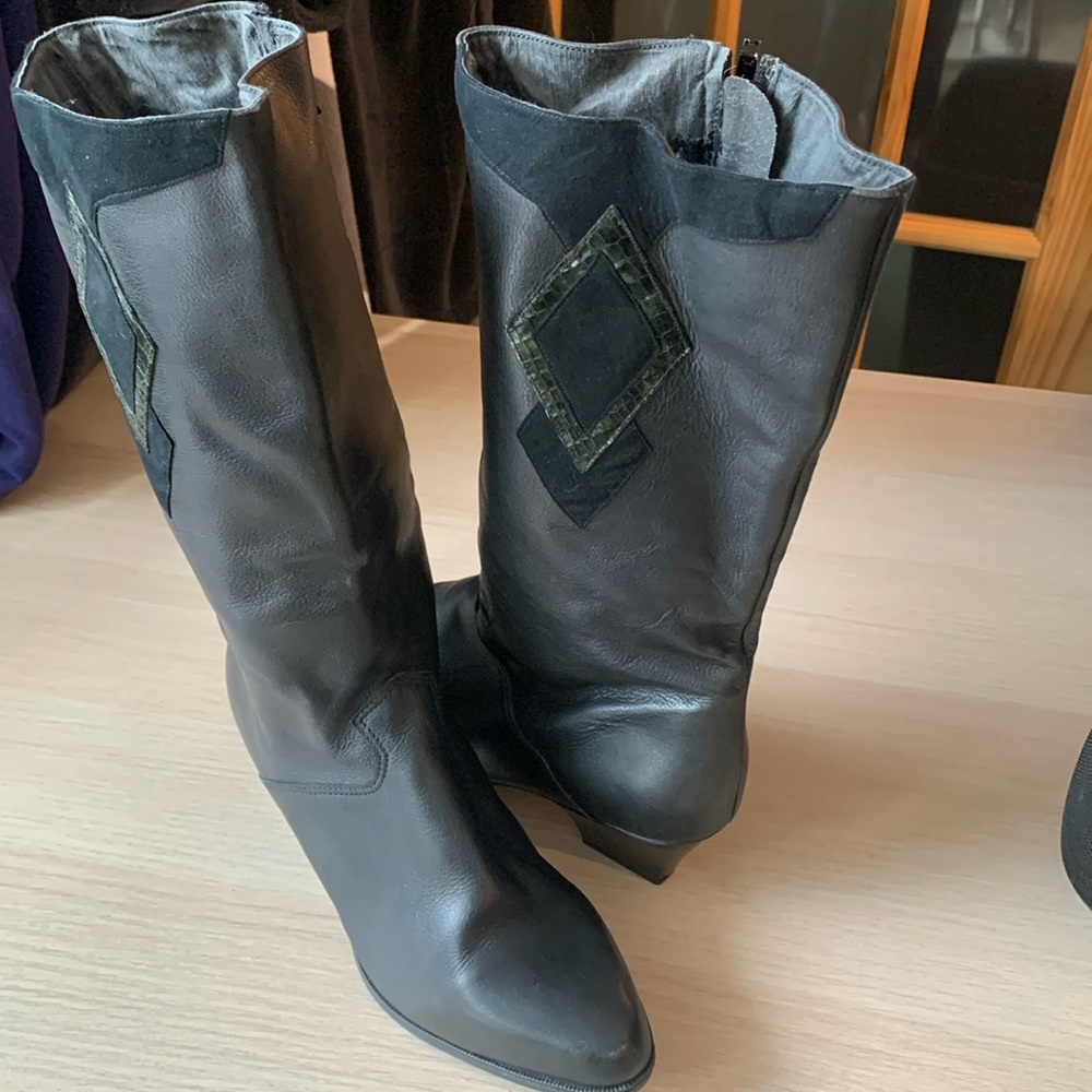 NWOT Made in Italy black boots - Picture 2 of 9